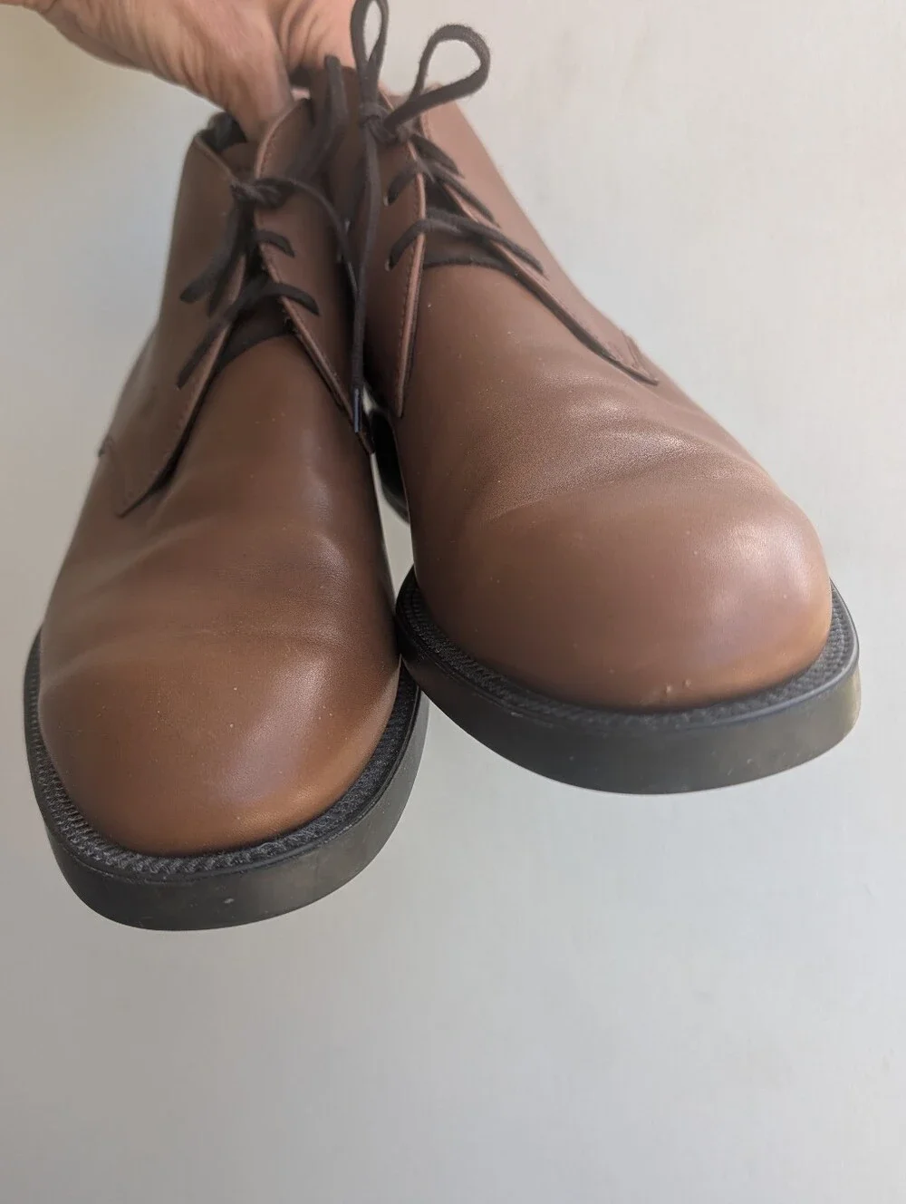 Tod's brown leather chukka ankle boots embossed logo Size 9.5